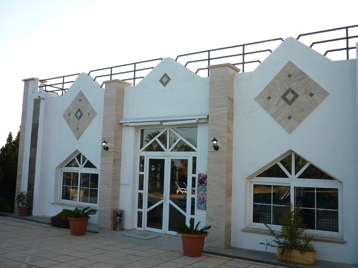 Bare Hill Holiday Village Elea ภายนอก รูปภาพ