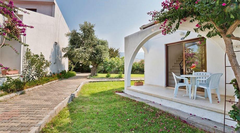 Bare Hill Holiday Village Elea ภายนอก รูปภาพ